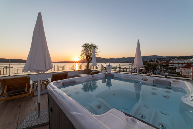 Villa Favela and Luxury Apartments Vagabundo, Čiovo - Dalmatia, Croatia Okrug Gornji