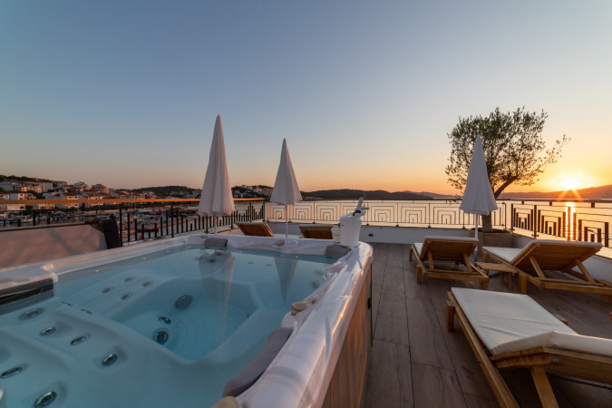 Villa Favela and Luxury Apartments Vagabundo, Čiovo - Dalmatia, Croatia Okrug Gornji